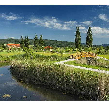 Malvazia 4* Prievaly